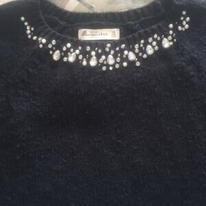 CROP sweater Abercrombie and Fitch with jeweled neck preppy black XS
C